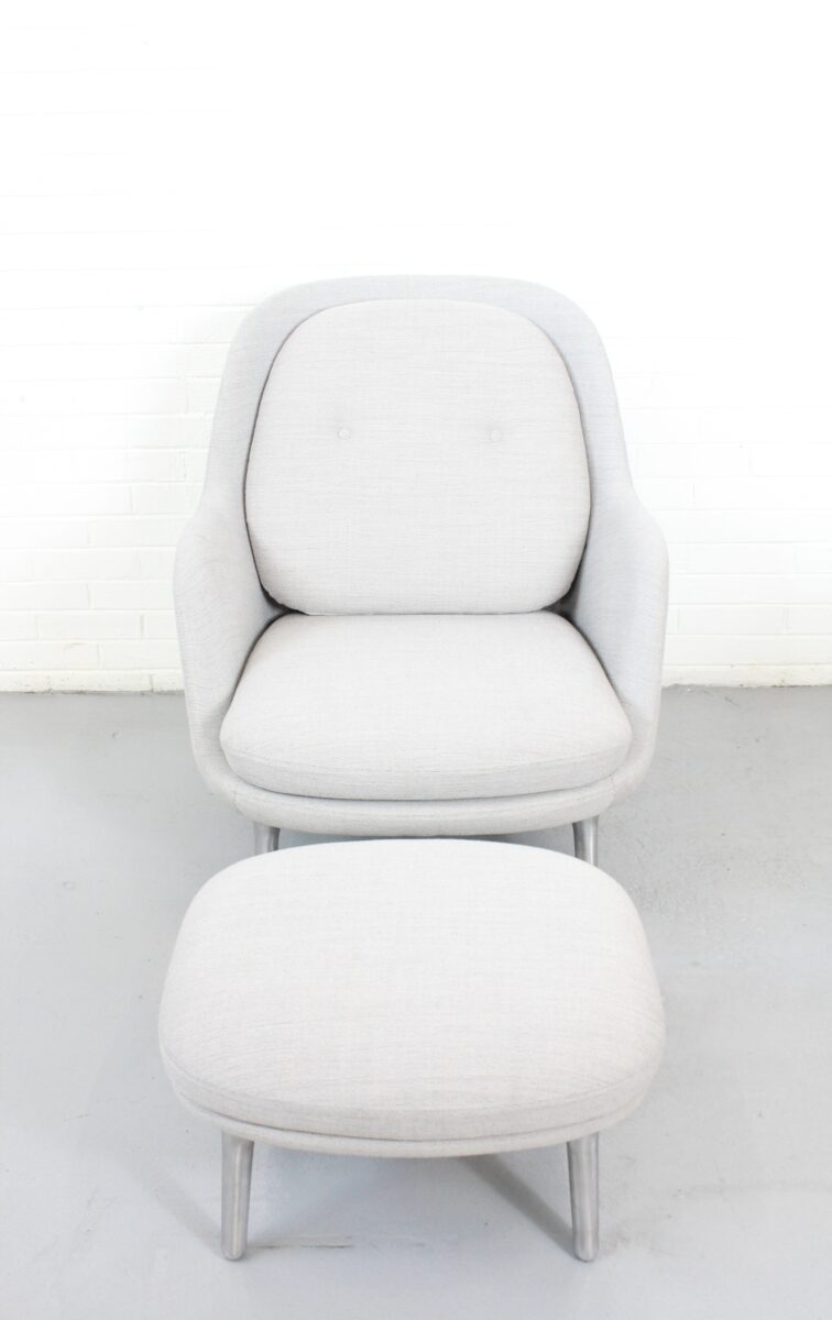 Fritz Hansen Fri Lounge Light Gray Chair - Used