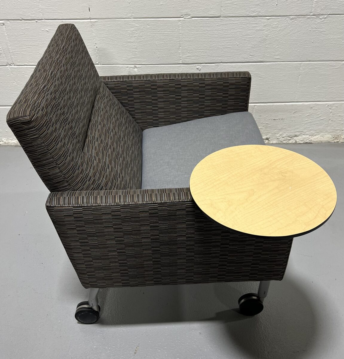 Steelcase Coalesse Sidewalk Highback Lounge Mobile Chair with Tablet - Used - Image 3