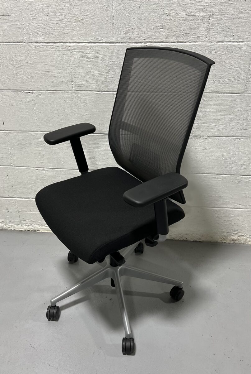 Enwork Zeppa Task Chair - Used - Image 3