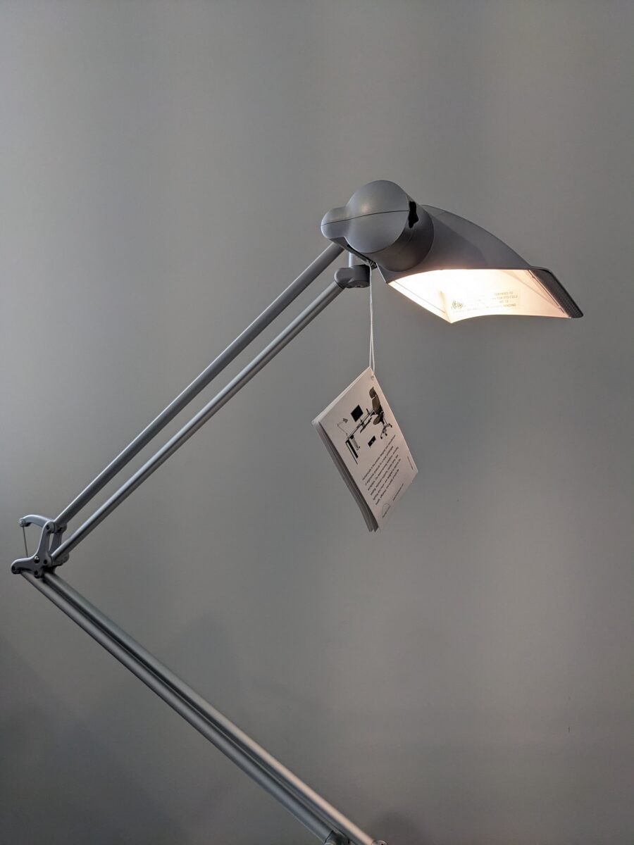 Humanscale Diffrient Task Light - Used - Image 2