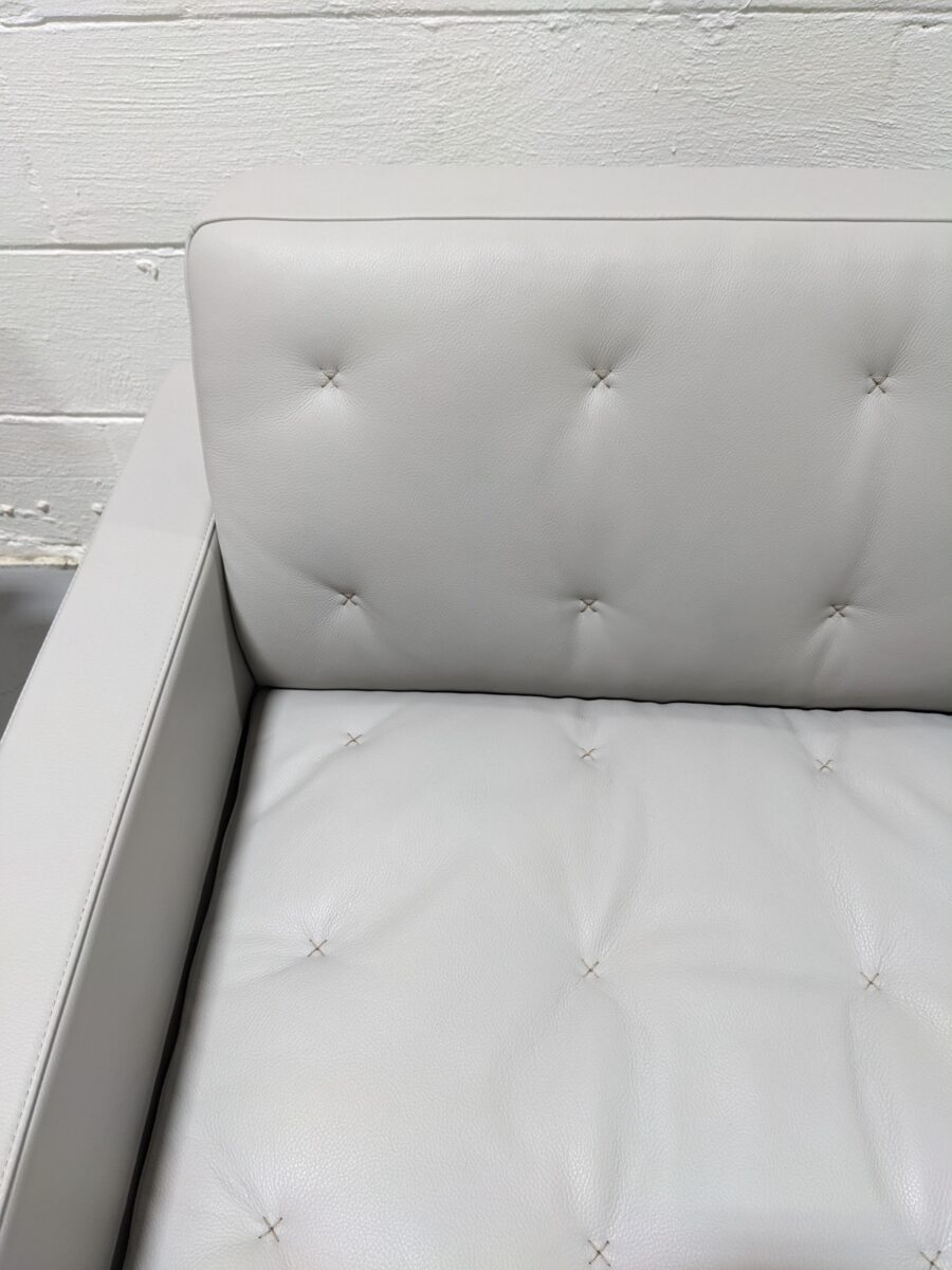 Poltrona Frau Kennedee Swivel Armchairs (Pair) - Used - Image 2