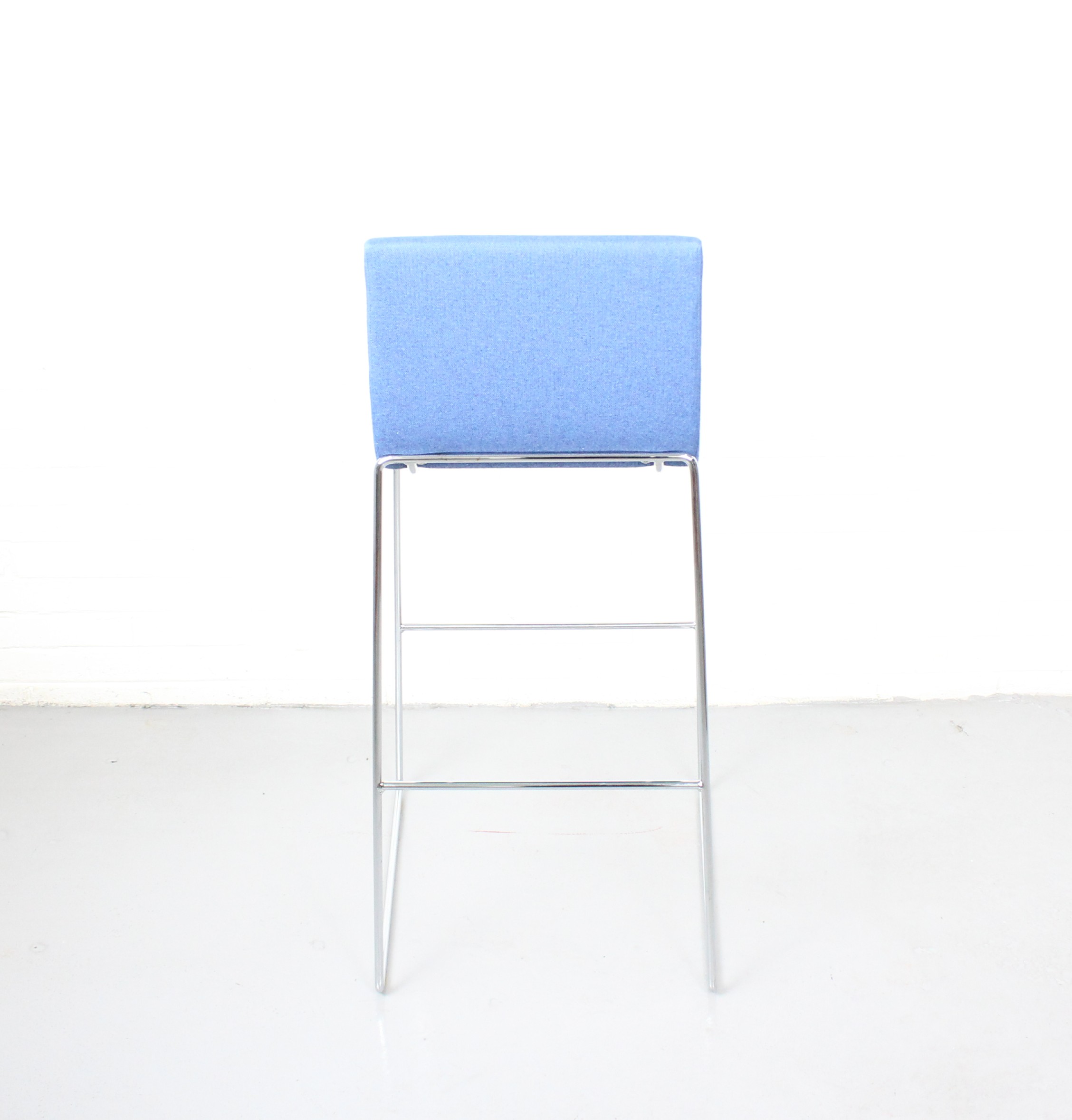 Andreu World Lineal Comfort Bar Stool - Used - Image 3