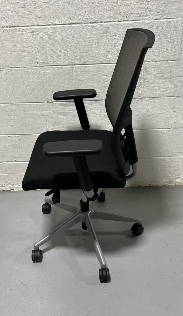Enwork Zeppa Task Chair - Used - Image 4