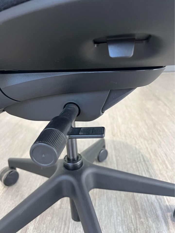 Steelcase Series 1 Ergonomic Task Chair with Headrest - Used - Image 5