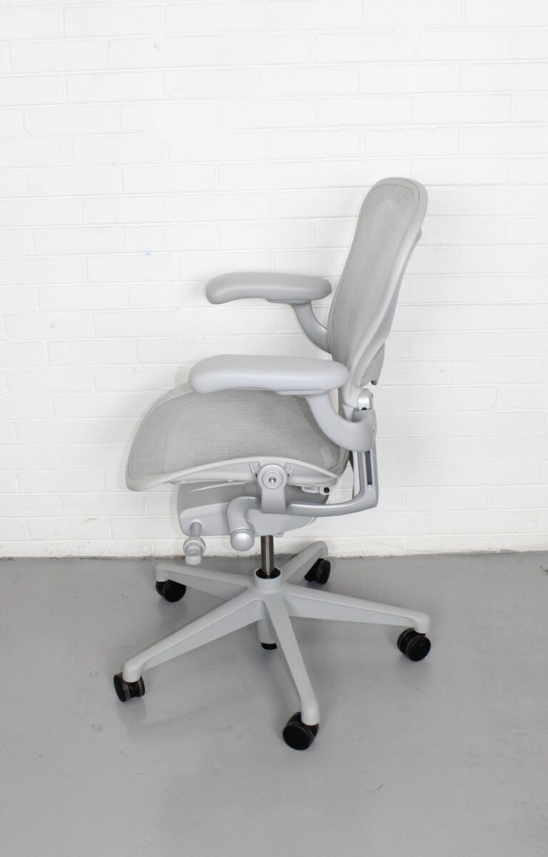 Herman Miller Aeron Remastered Size B - Used - Image 5