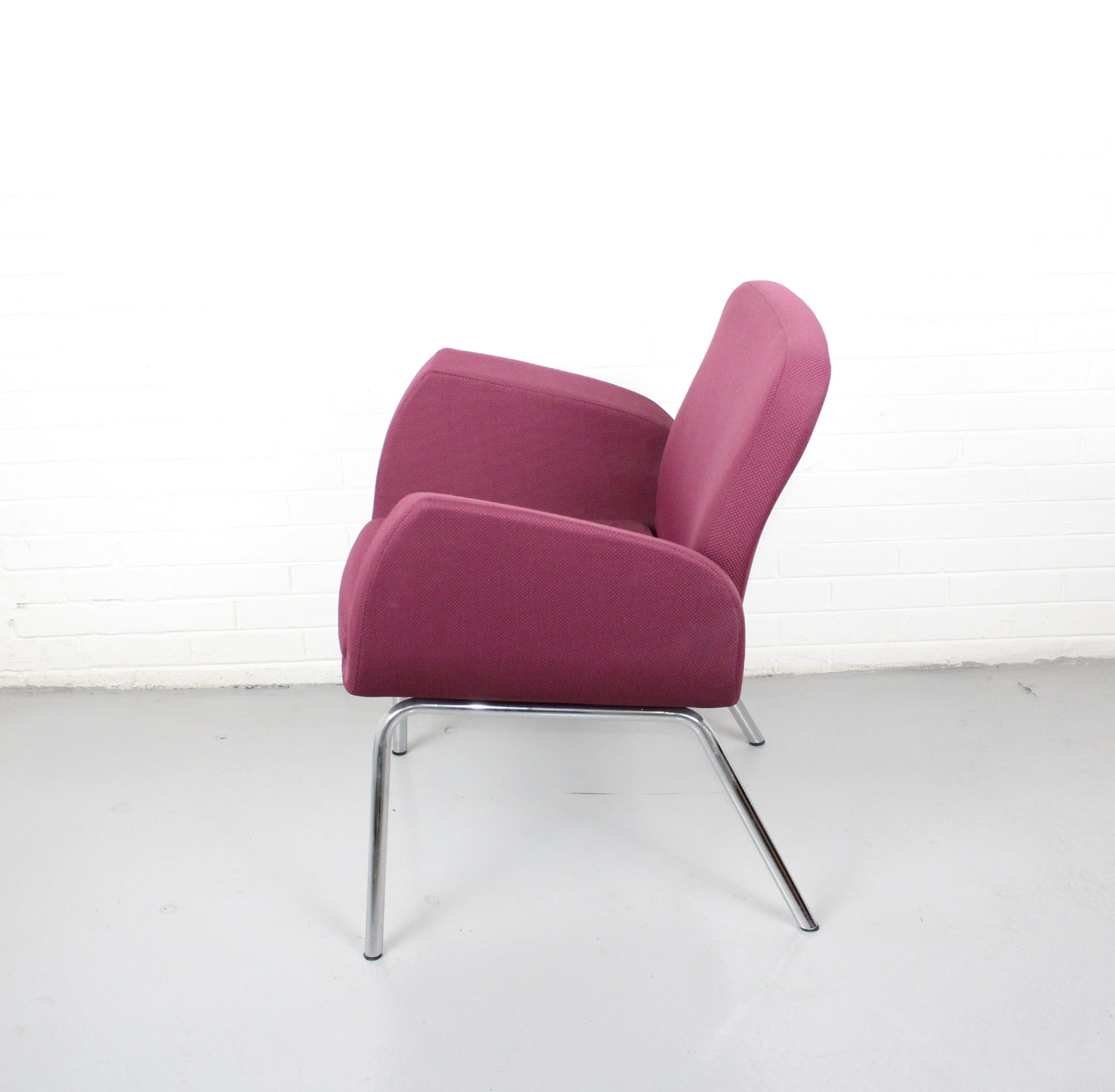 Global Kate Lounge Chair - Used - Image 4