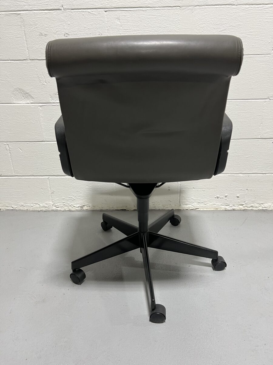 Knoll Sapper Series Management Task Chair - Used - Image 5