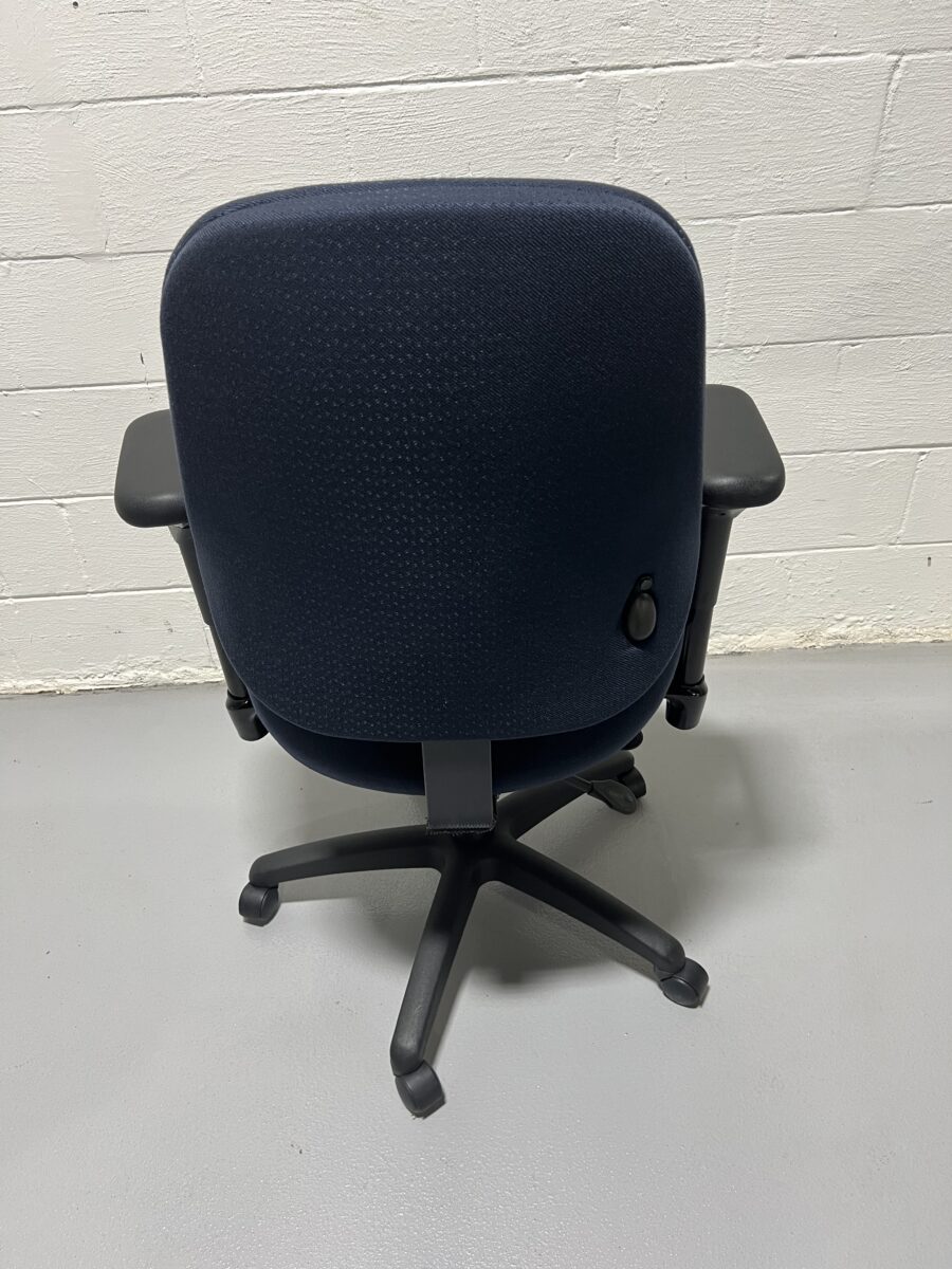 BodyBilt Ergogenesis Task Chair - Used - Image 5