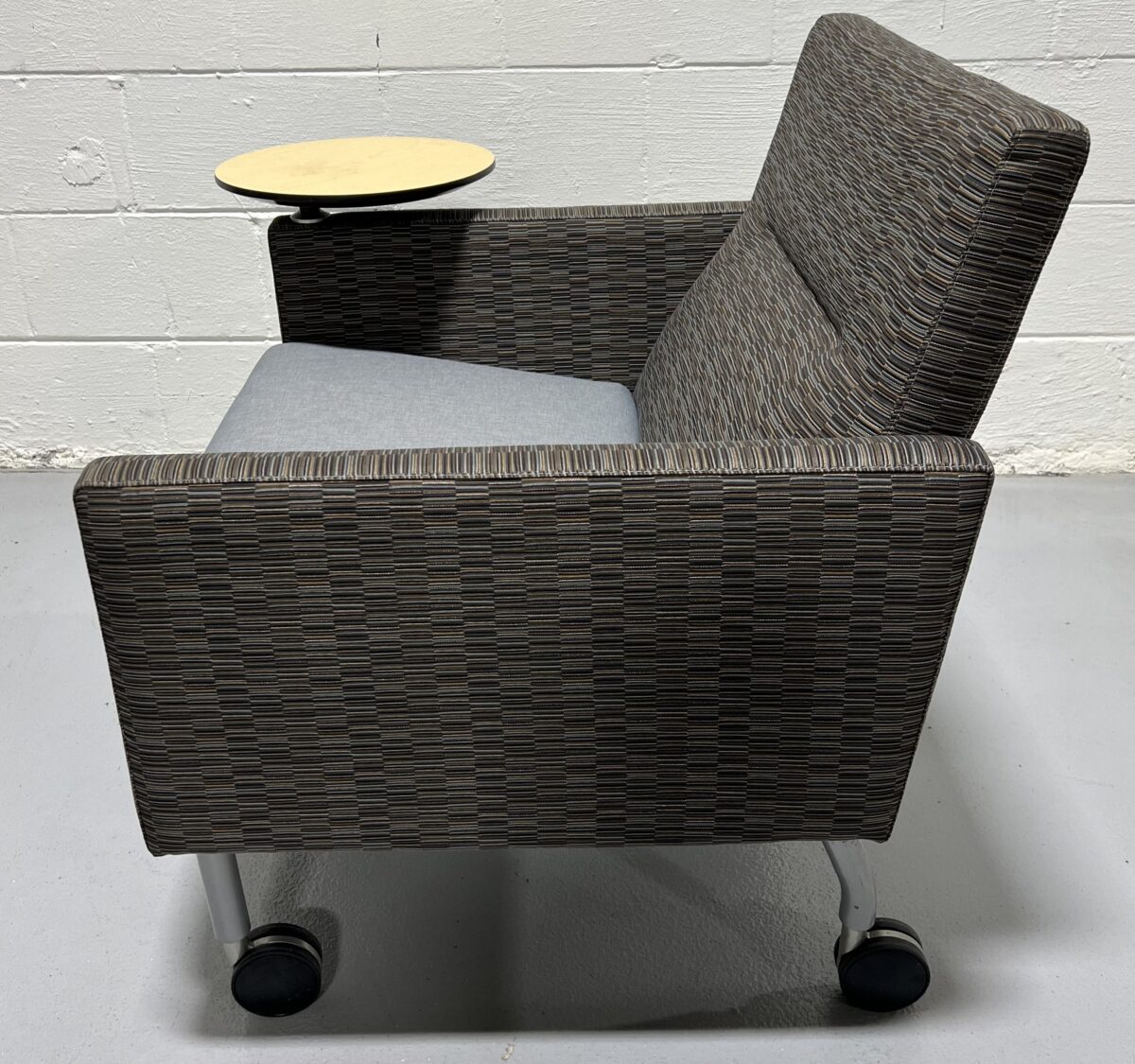 Steelcase Coalesse Sidewalk Highback Lounge Mobile Chair with Tablet - Used - Image 5