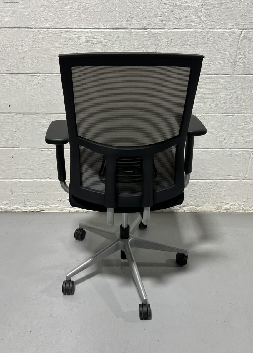 Enwork Zeppa Task Chair - Used - Image 5