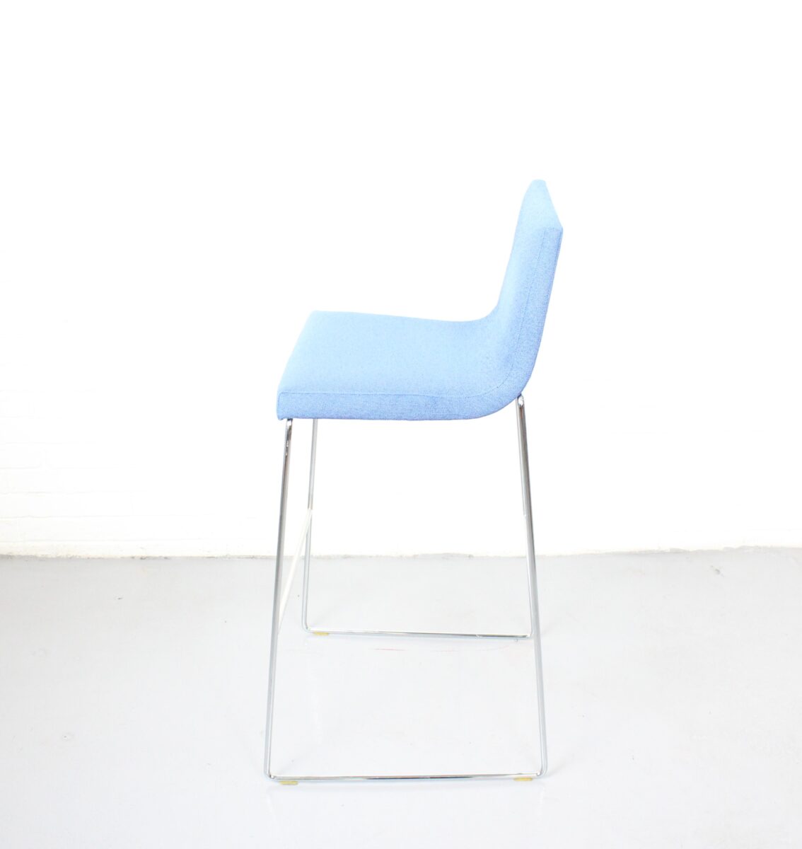 Andreu World Lineal Comfort Bar Stool - Used - Image 4