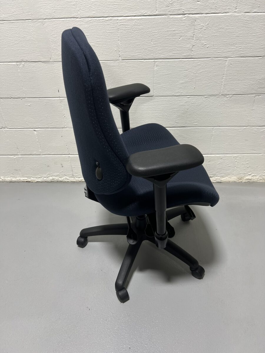 BodyBilt Ergogenesis Task Chair - Used - Image 6