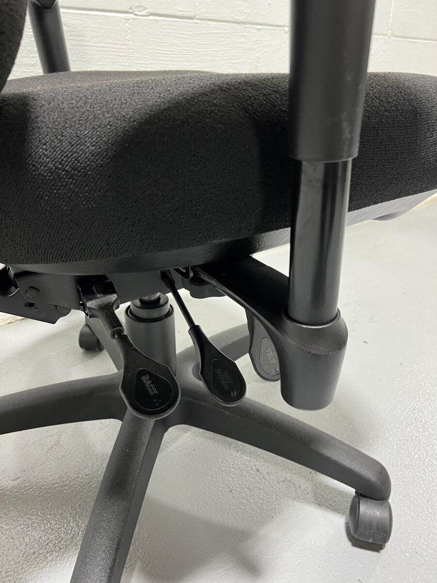 ErgoGenesis BodyBilt Big & Tall Executive Chair - Used - Image 6