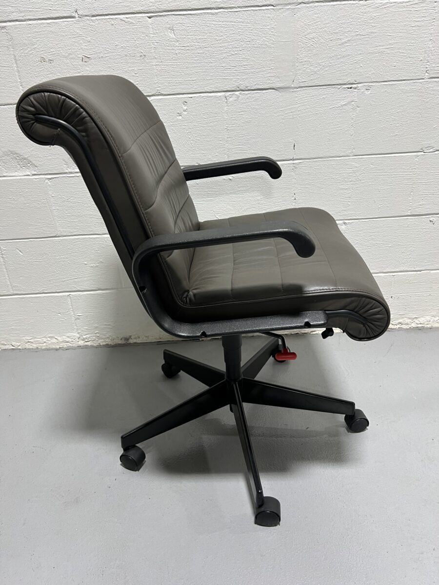 Knoll Sapper Series Management Task Chair - Used - Image 7