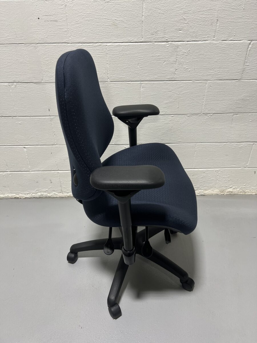 BodyBilt Ergogenesis Task Chair - Used - Image 7