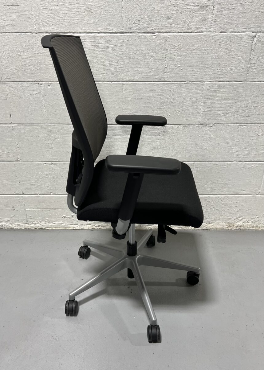 Enwork Zeppa Task Chair - Used - Image 7