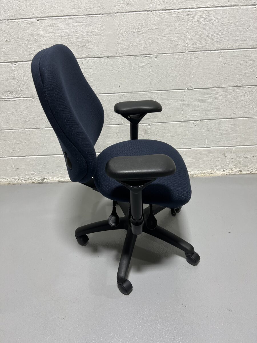 ErgoGenesis BodyBilt Big & Tall Executive Task Chair - Used - Image 7