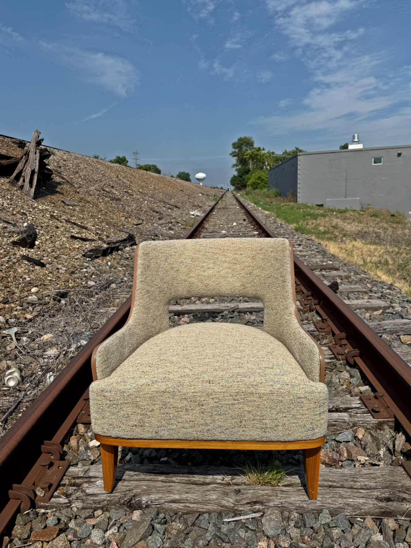 HBF Salon Lounge Chair - Used