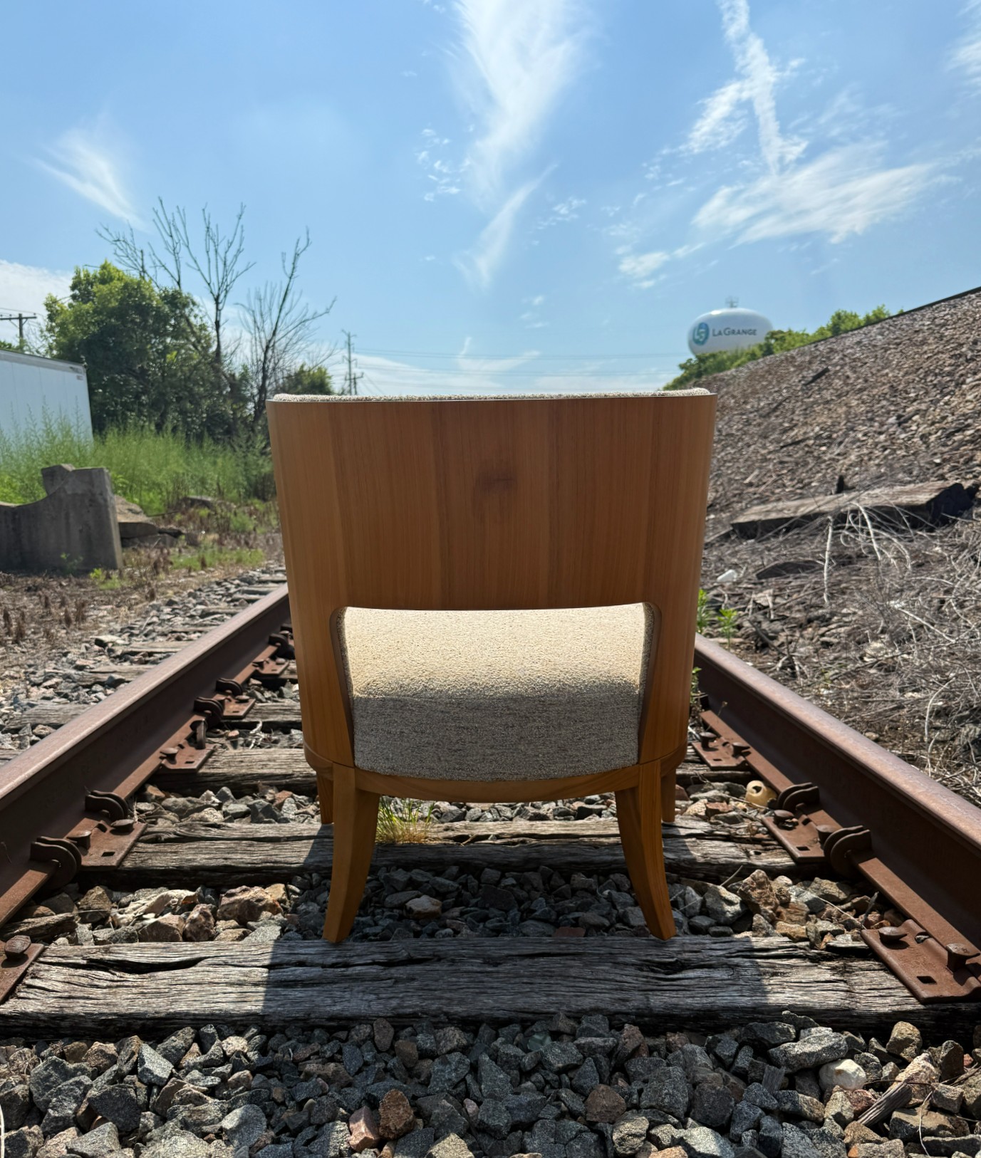 HBF Salon Lounge Chair - Used - Image 5