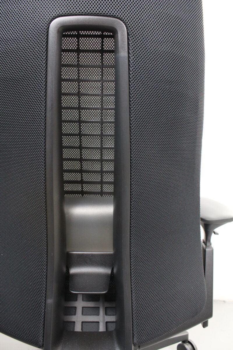 Haworth Fern Executive Task Chair - Used - Image 7