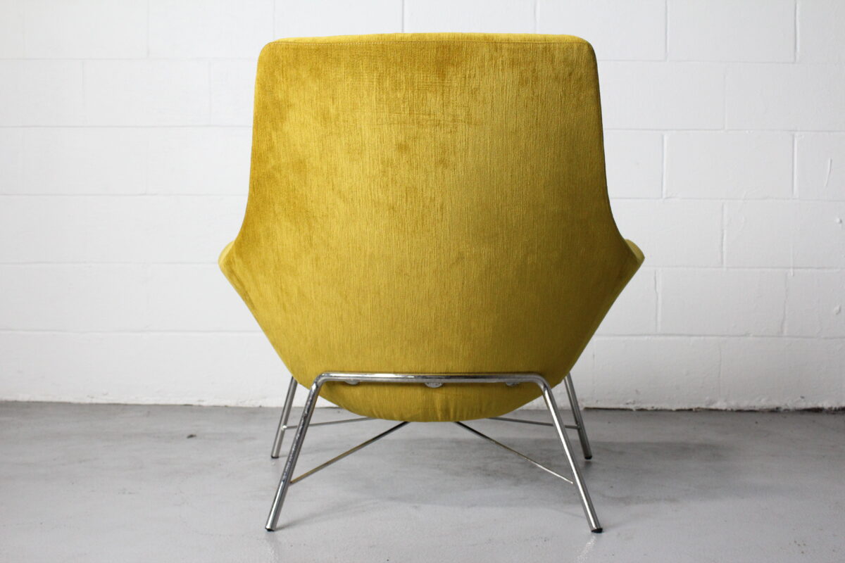 Decca Contract Furniture Bing Mid Back Lounge Chair - Used - Image 5