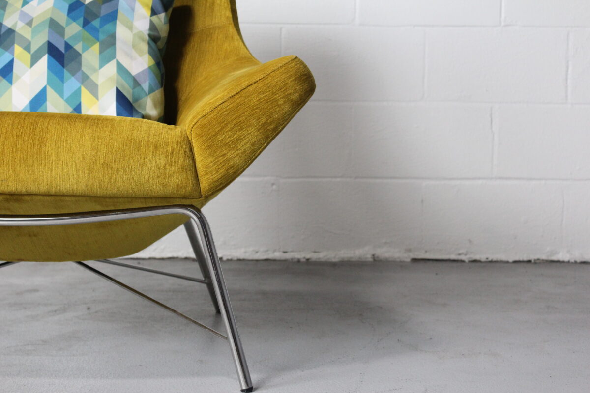 Decca Contract Furniture Bing Mid Back Lounge Chair - Used - Image 7