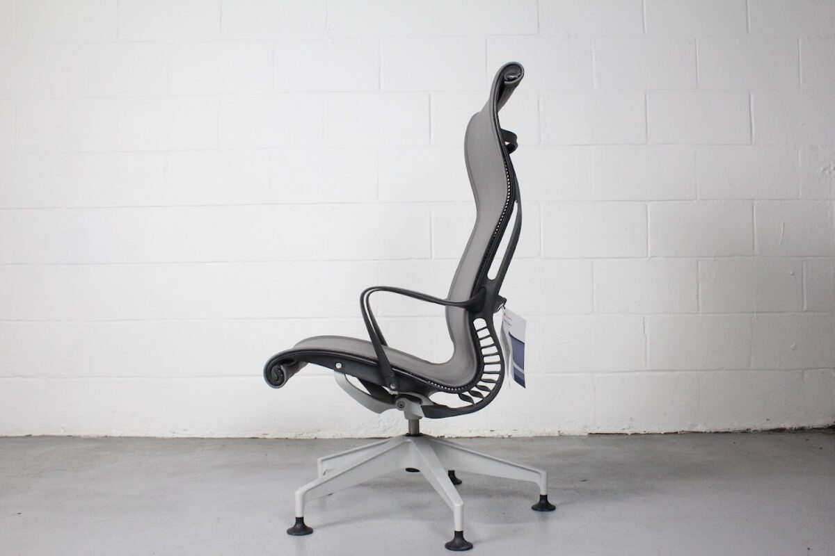 Herman Miller Setu Lounge Chair with Ottoman - Used - Image 3