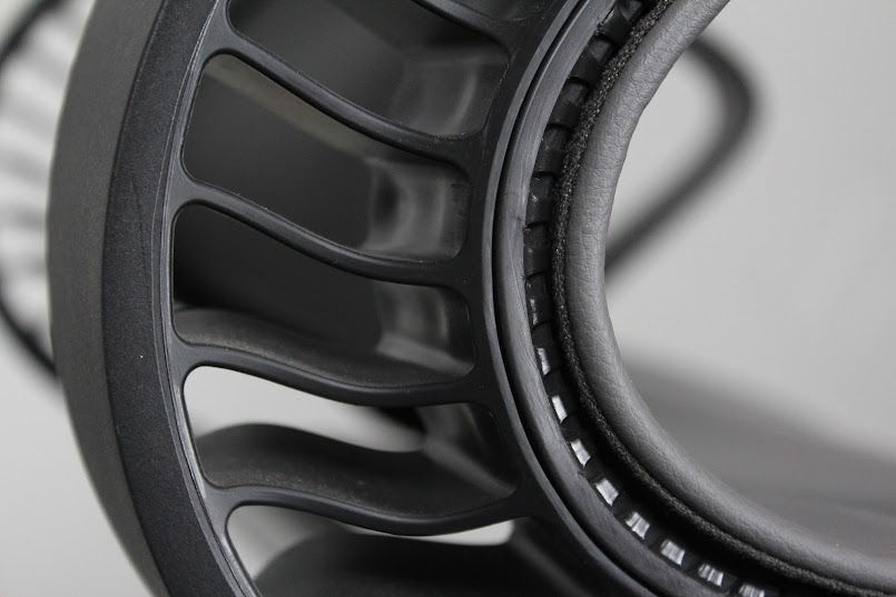 Herman Miller Setu Lounge Chair with Ottoman - Used - Image 12