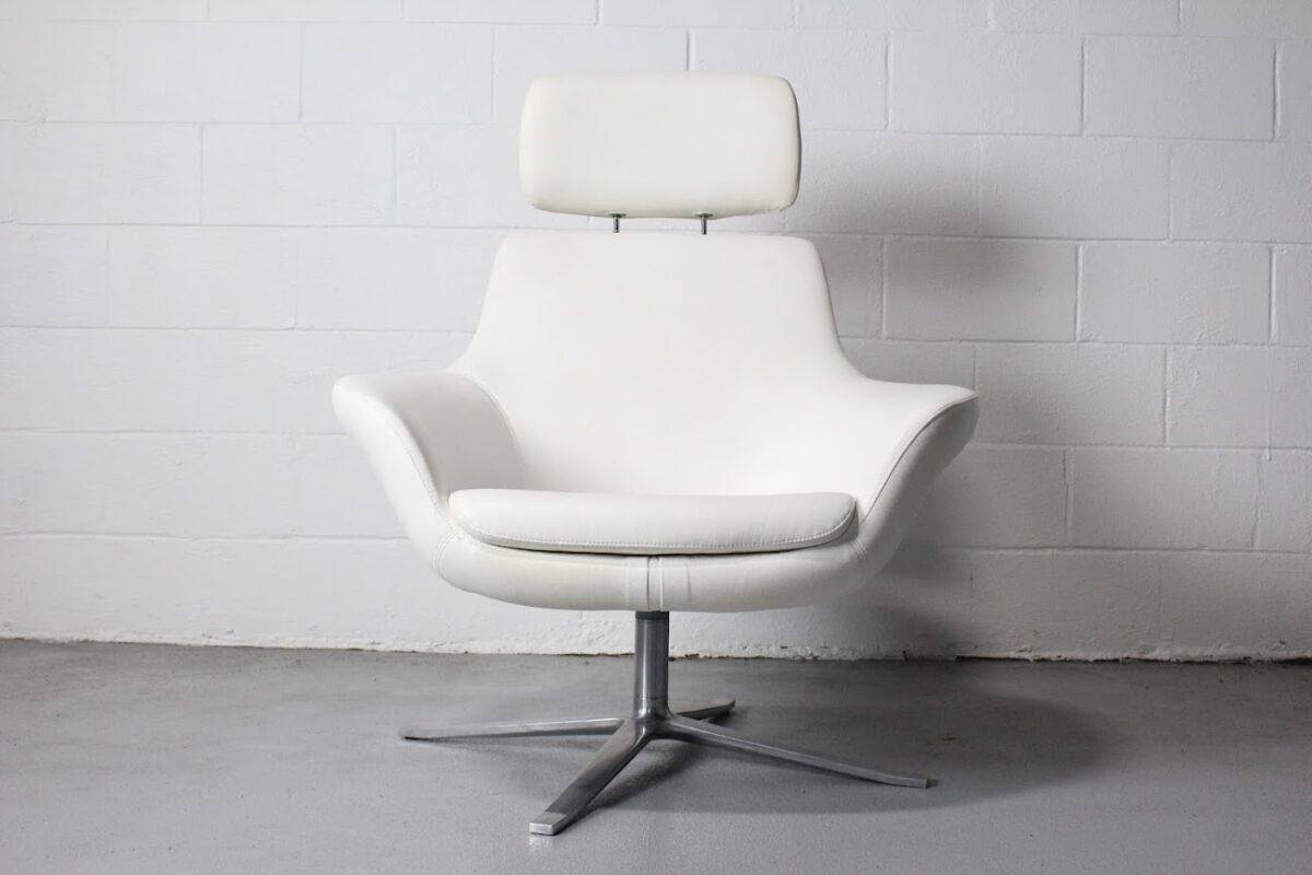 Steelcase Coalesse Bob Lounge Chair - Used - Image 2