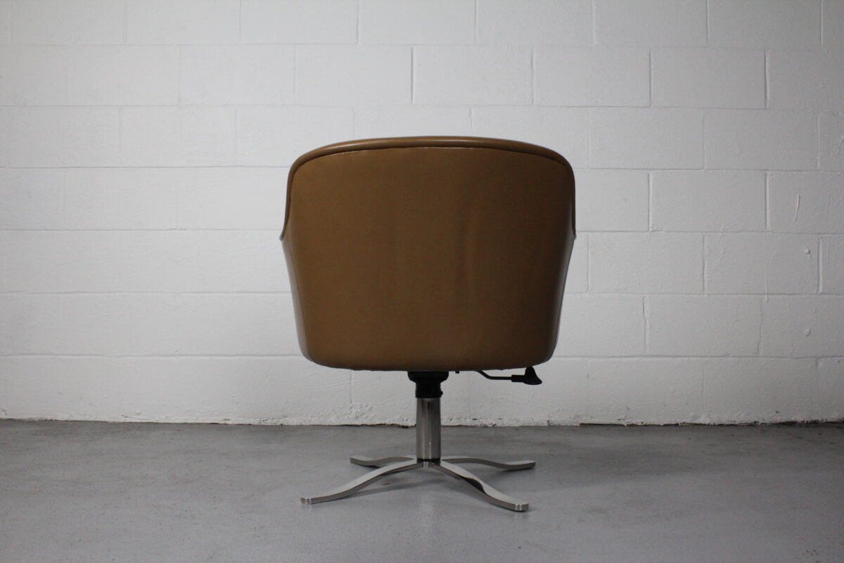 Nicos Zographos Leather Swivel Desk Chair - Used - Image 4