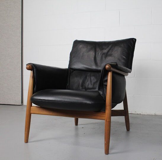 Carl Hansen & Søn E015 Embrace Lounge Chair - Used - Image 8