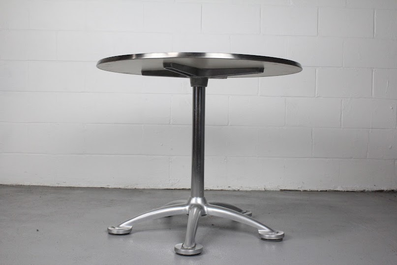 Jorje Pensi for Amat-3 Round Aluminum Café Table by Knoll – Used