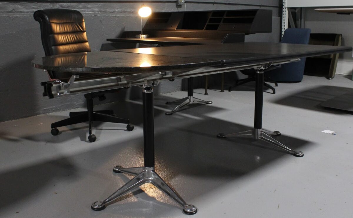 Herman Miller Burdick Group Desk by Bruce Burdick – Used