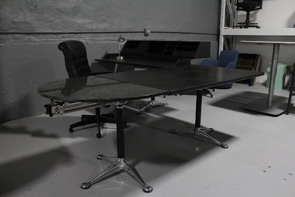 Herman Miller Burdick Group Desk by Bruce Burdick – Used - Image 2