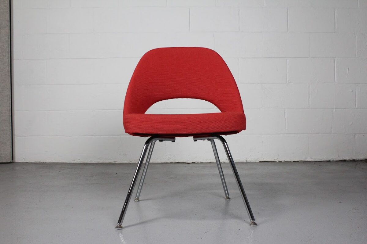 Knoll Saarinen Armless Chair - Used