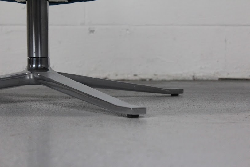 Steelcase Coalesse Bob Lounge Chair - Used - Image 7