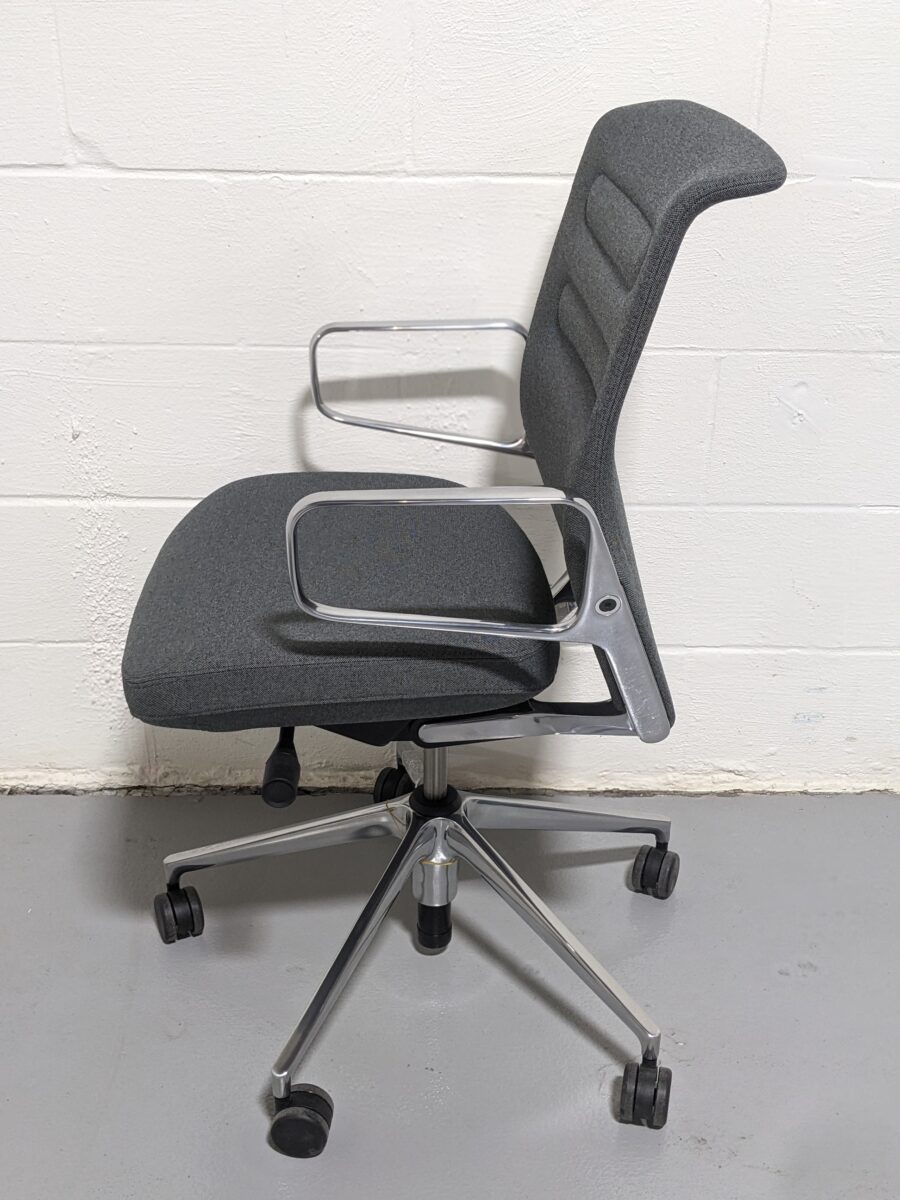 Vitra AC 5 Low Back Studio Chair - New - Image 3