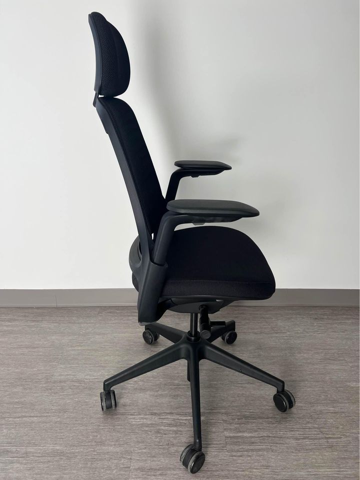 Steelcase Series 1 Ergonomic Task Chair with Headrest - Used - Image 2