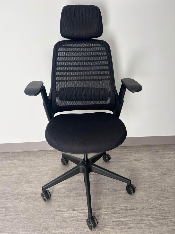 Steelcase Series 1 Ergonomic Task Chair with Headrest - Used